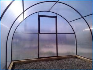 Az üvegházak gyártásának jellemzői a profilcsőből
