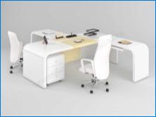 Fehér íróasztalok