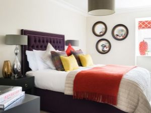 Válassza ki az ágy színét a hálószobában