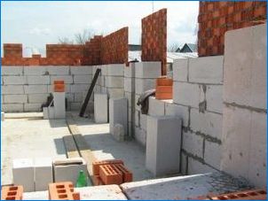 Mi és hogyan lehet a gipszkazetták beton?