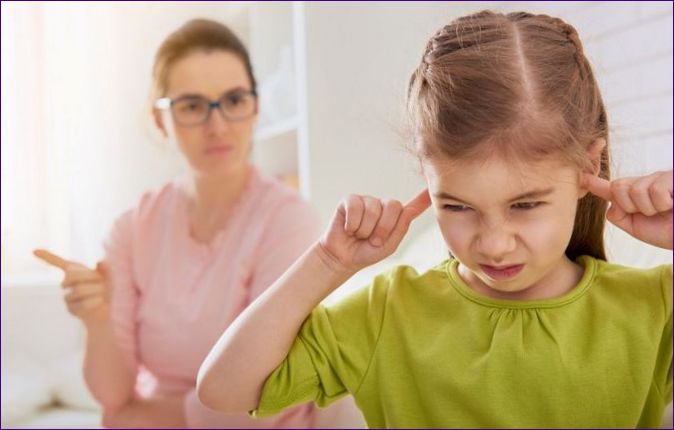 Hogyan akadályozhatom meg, hogy a gyermekem dühkitöréseket kapjon?