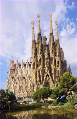 A híres Sagrada de Familia székesegyház