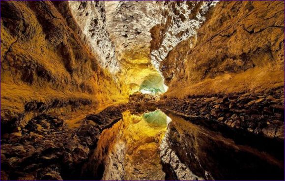 Cueva de los Verdes vulkáni barlang