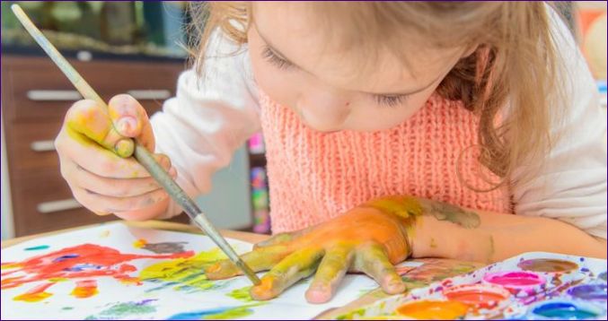 A rajzolás előnyei a gyermekek számára - a fejlődésre gyakorolt hatás