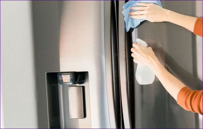 Hogyan tisztítsa meg a hűtő-fagyasztó készüléket kívülről