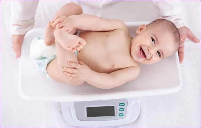 A baba súlya 5 hónapos korban: WHO normák, milyen legyen egy fiúnak és egy lánynak